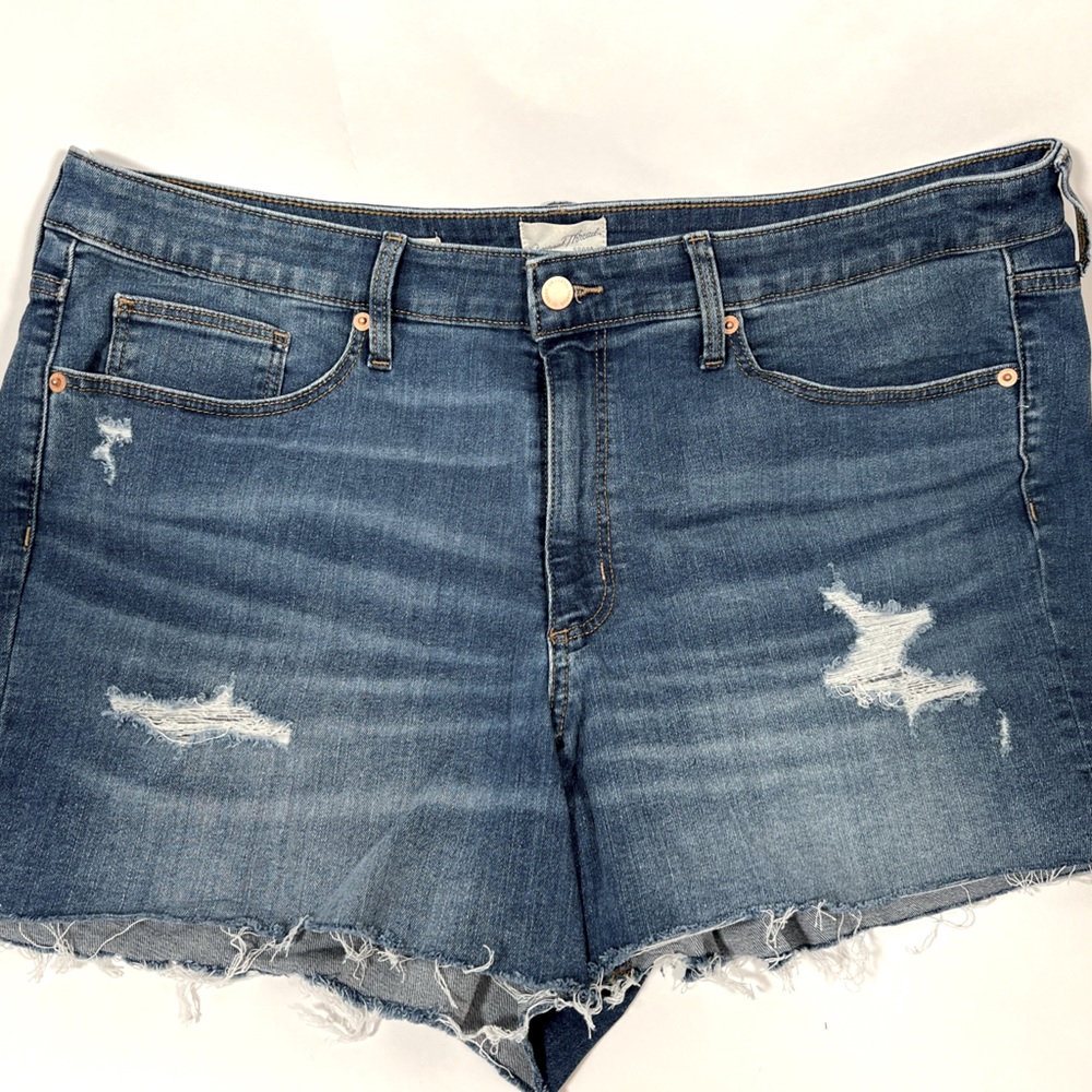 Universal Threads || Denim Shorts